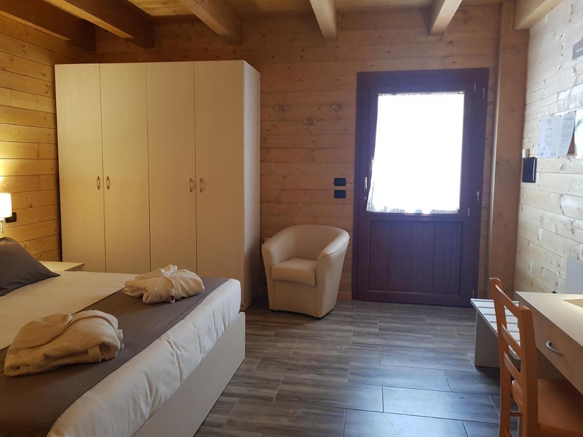 Lorica Suite Lago Exterior foto
