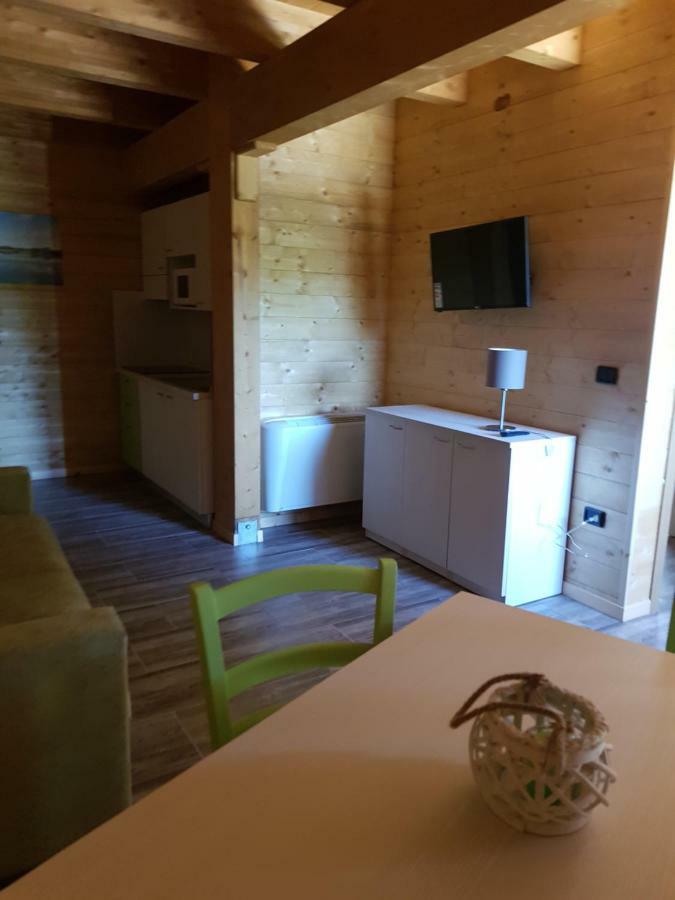 Lorica Suite Lago Exterior foto