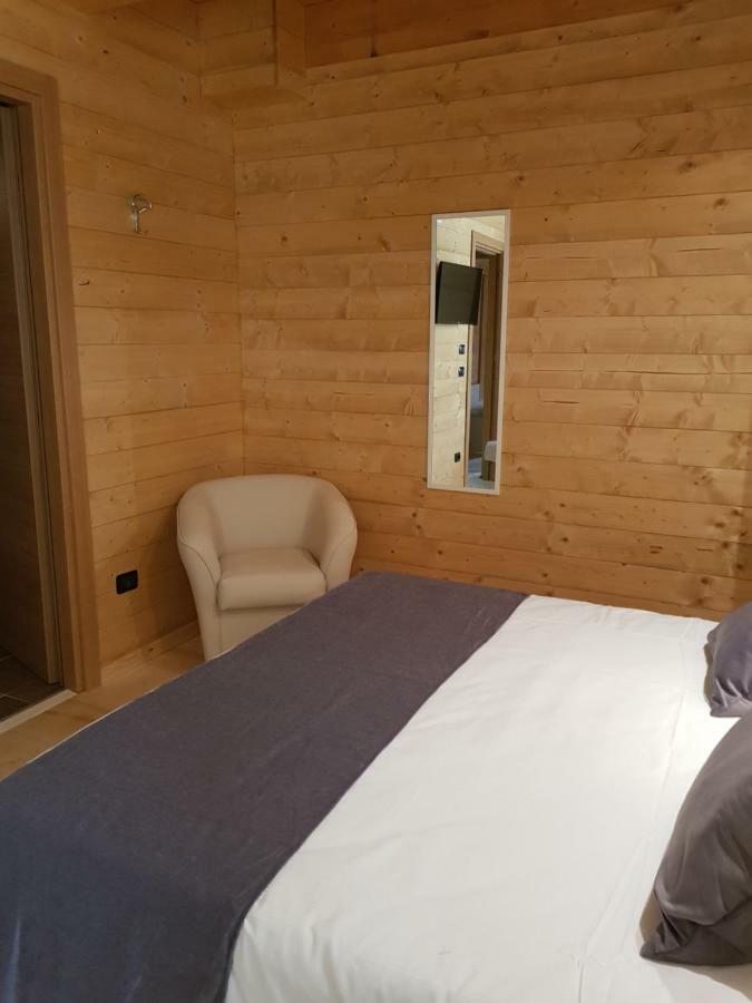 Lorica Suite Lago Exterior foto
